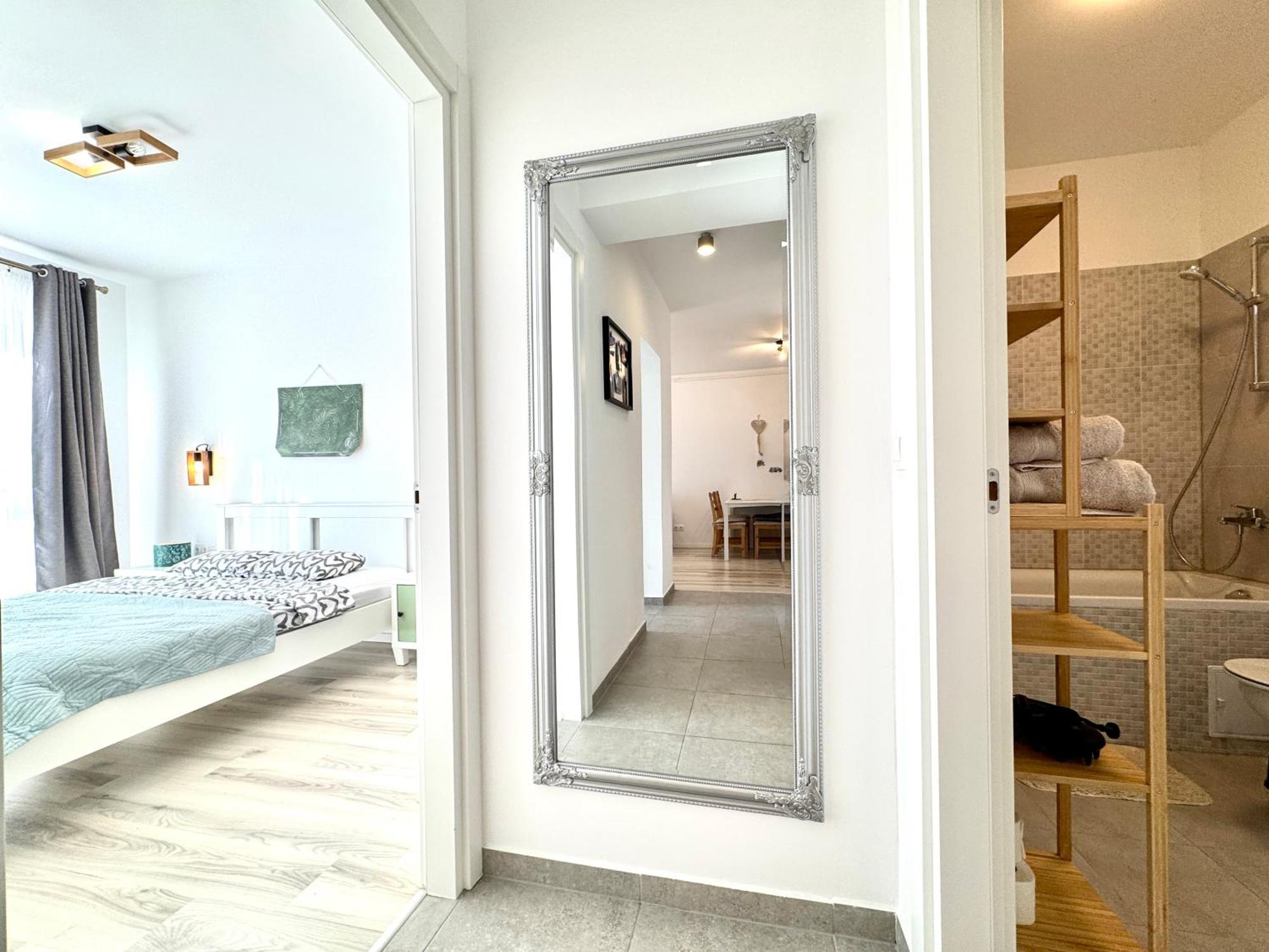 Luca'S Forest Apartment Тимишоара Екстериор снимка